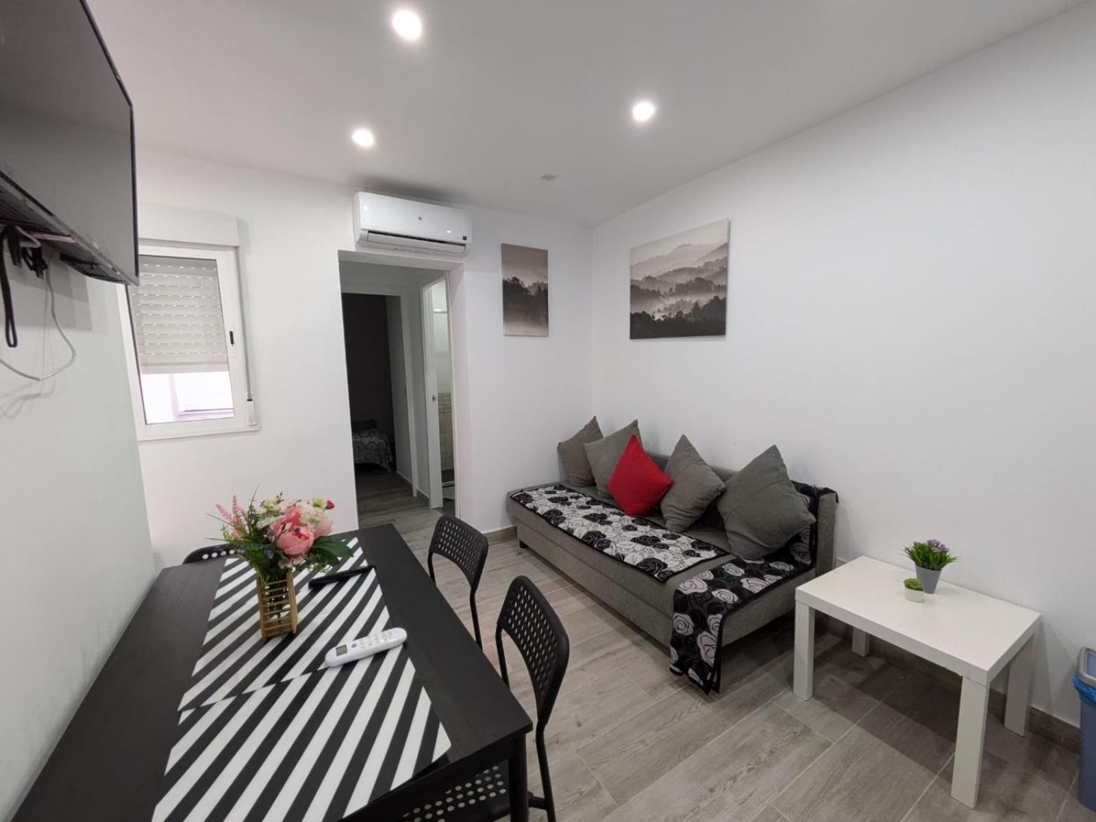 Madrid Apartaments Ngoại thất bức ảnh